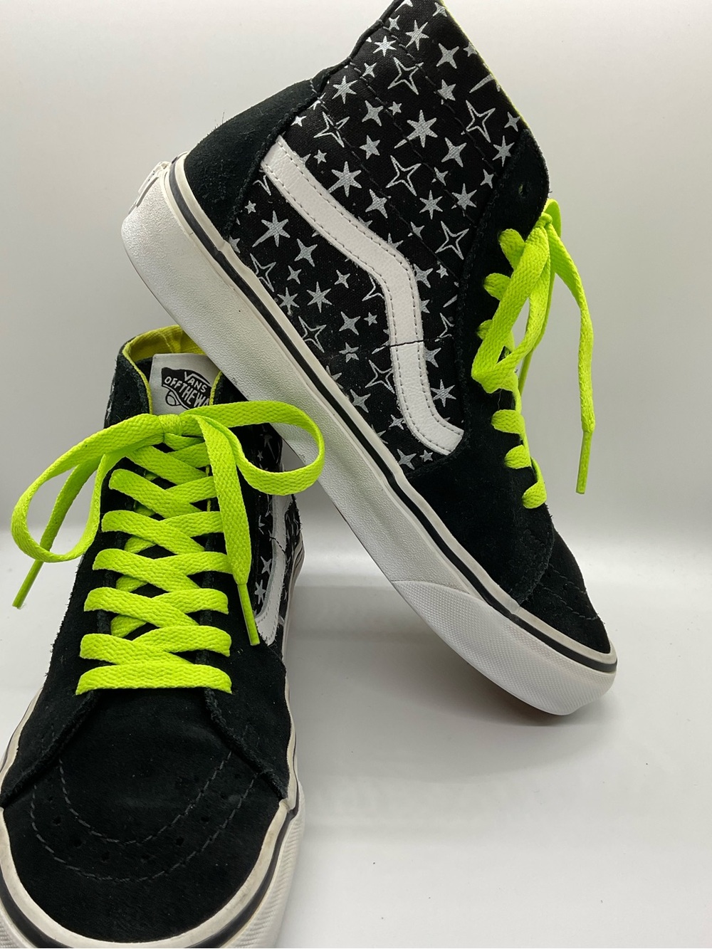 Vans SK8 “Black Star” Black High-Top Sneakers with Neon Green Laces size 7.5